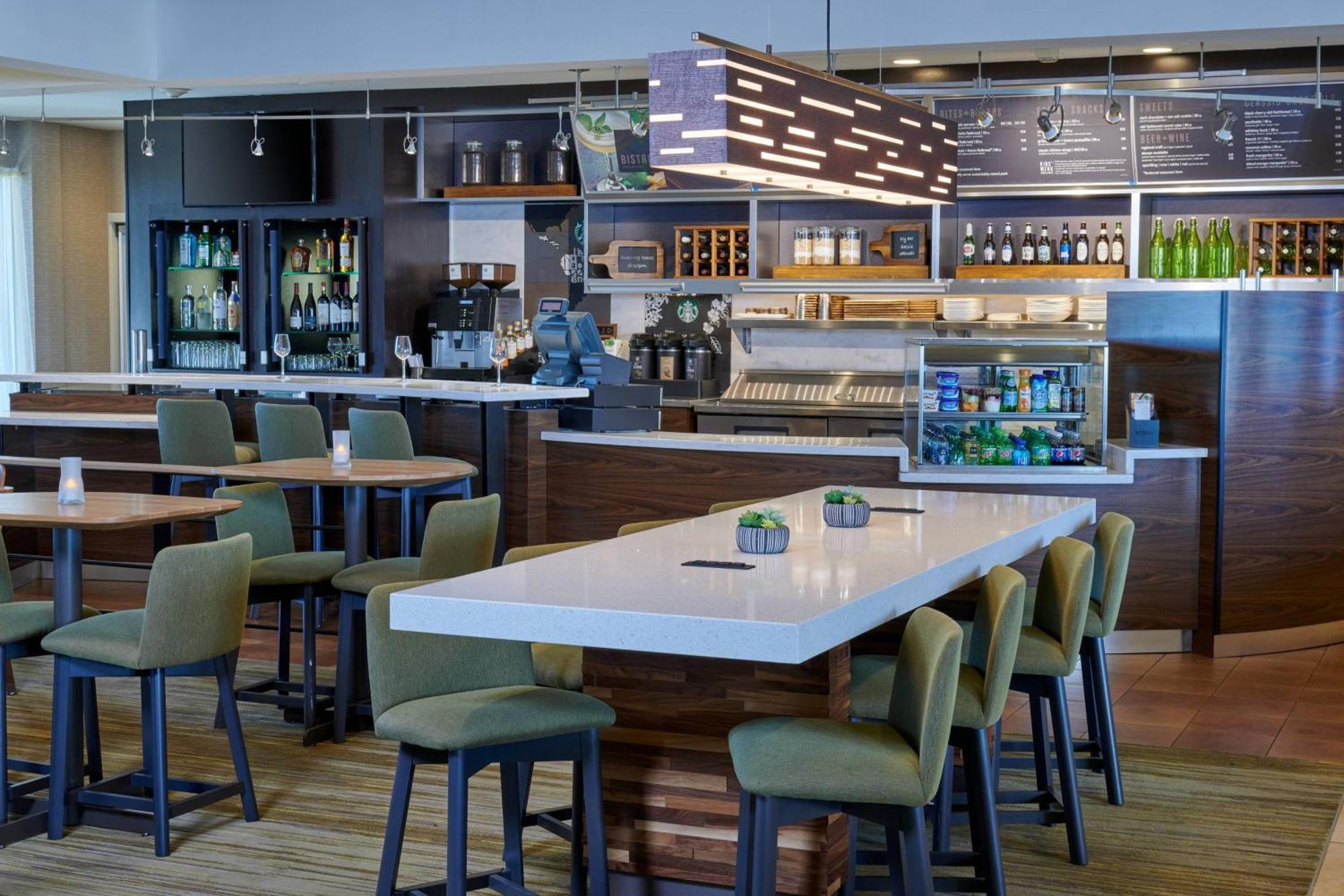 Courtyard By Marriott Indianapolis Castleton Hotel Ngoại thất bức ảnh
